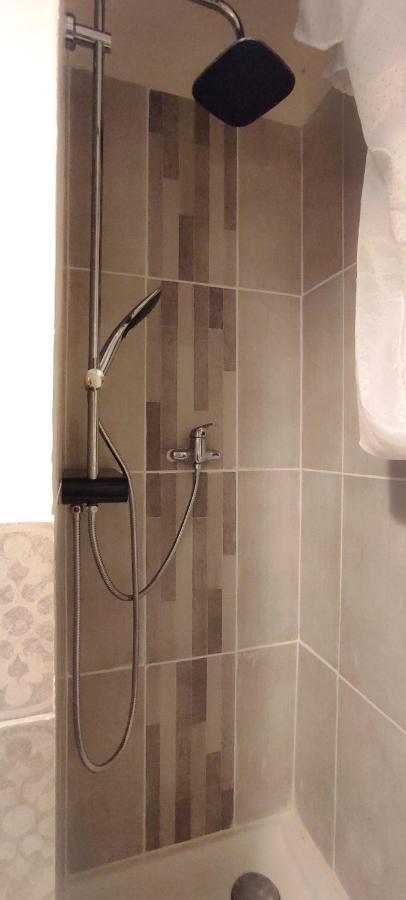 Studio 26M2 Centre Ville Renove Avec Parking Prive Λα Γκραντ-Μοτ Εξωτερικό φωτογραφία