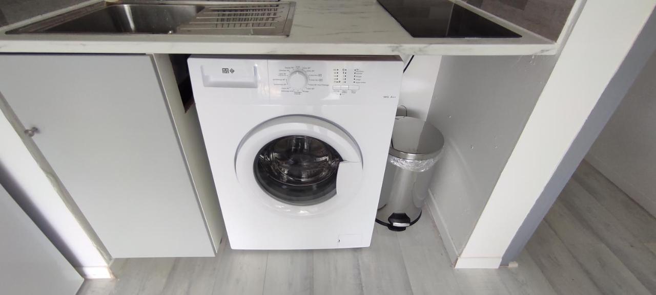 Studio 26M2 Centre Ville Renove Avec Parking Prive Λα Γκραντ-Μοτ Εξωτερικό φωτογραφία
